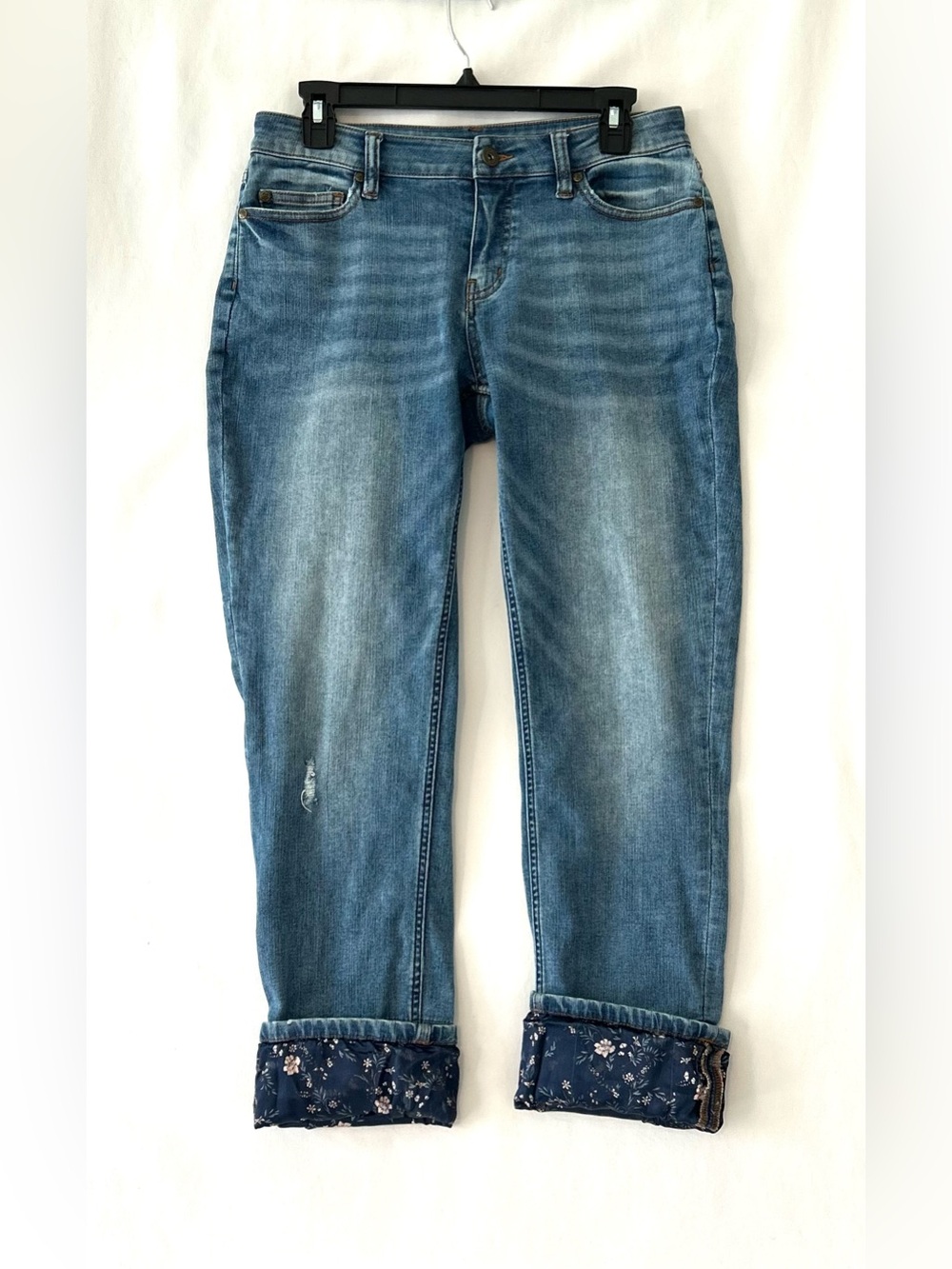 Matilda Jane Wmn Sz8 Medium Wash Denim Jeans Floral Navy Blue Roll Up Satin Cuff